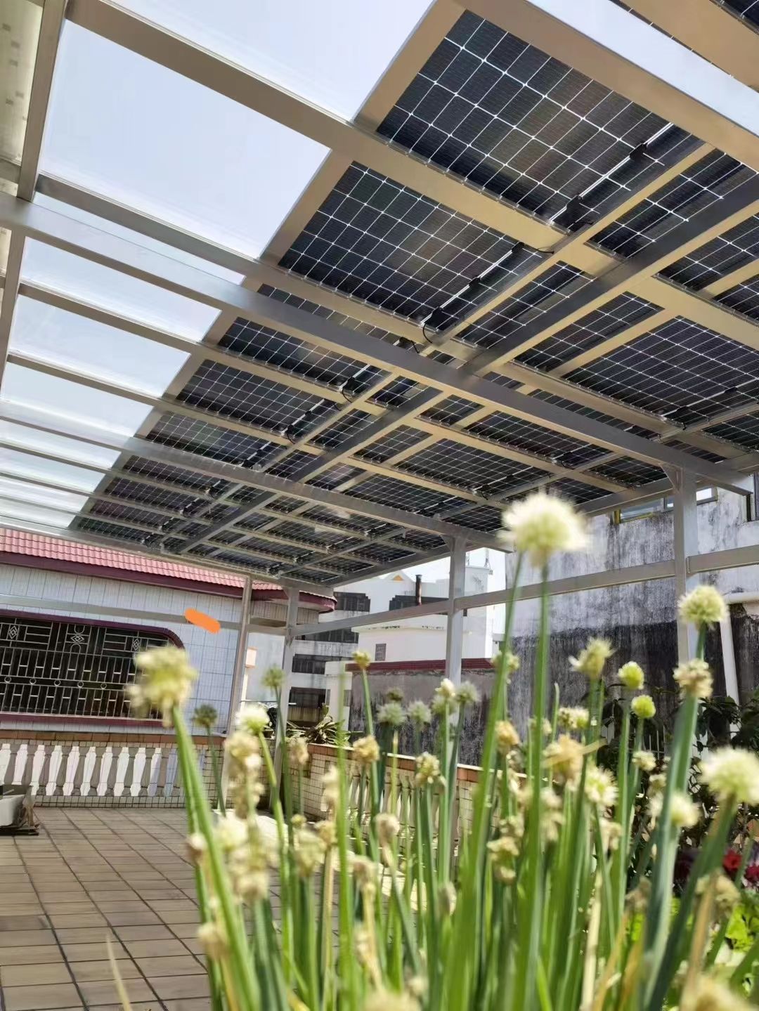桂林别墅家用屋顶太阳能发电系统安装
